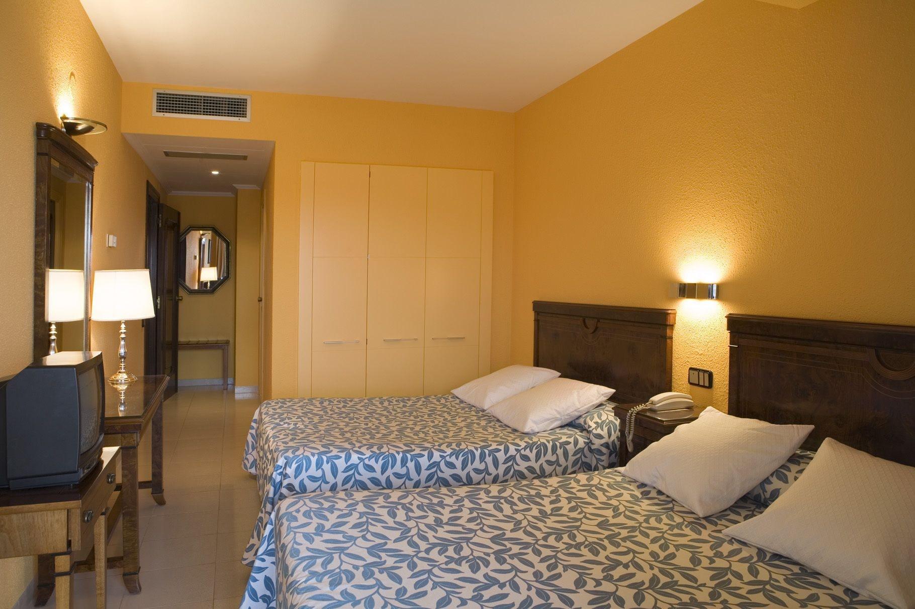 Hotel Rovira Cambrils Exterior photo