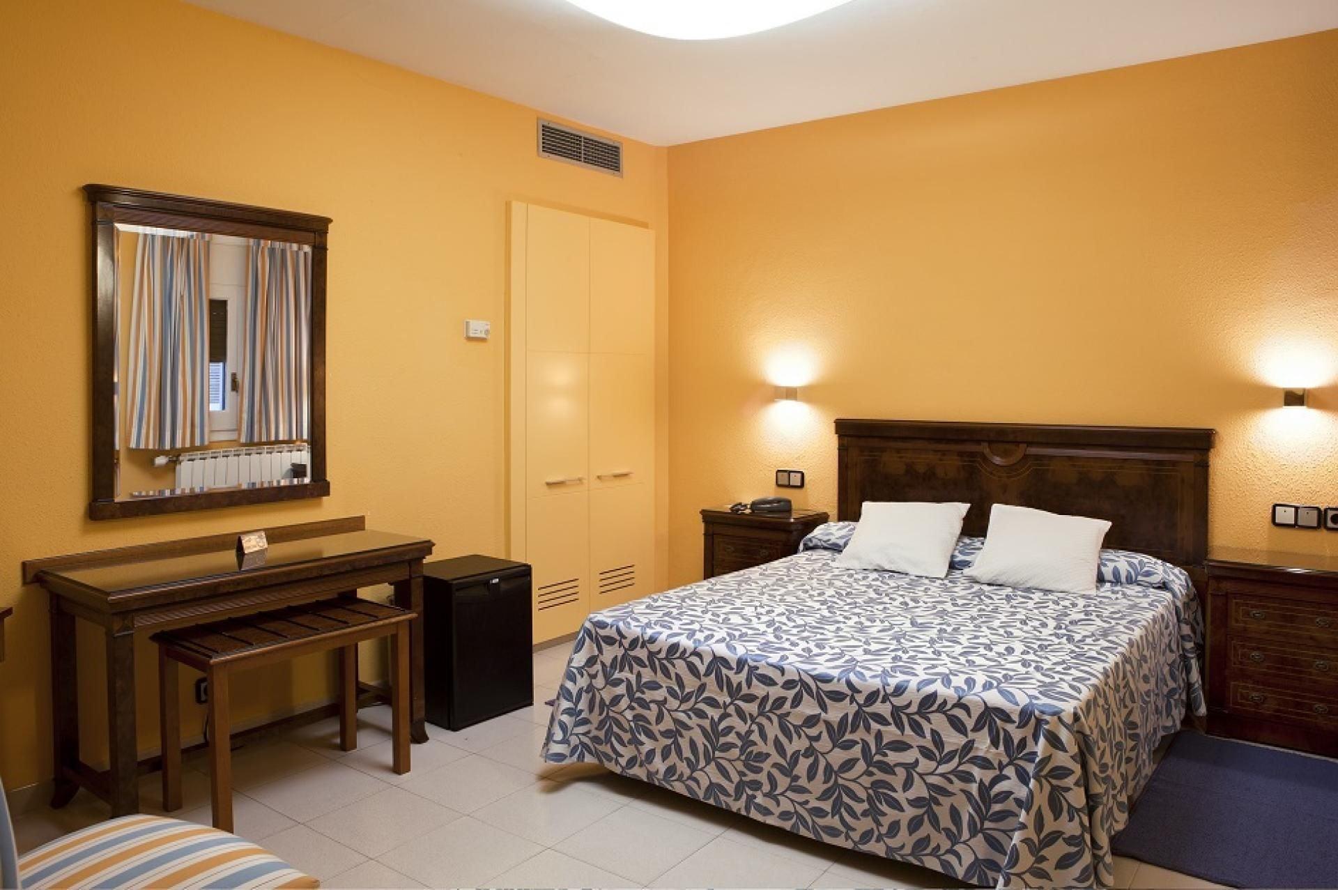Hotel Rovira Cambrils Exterior photo