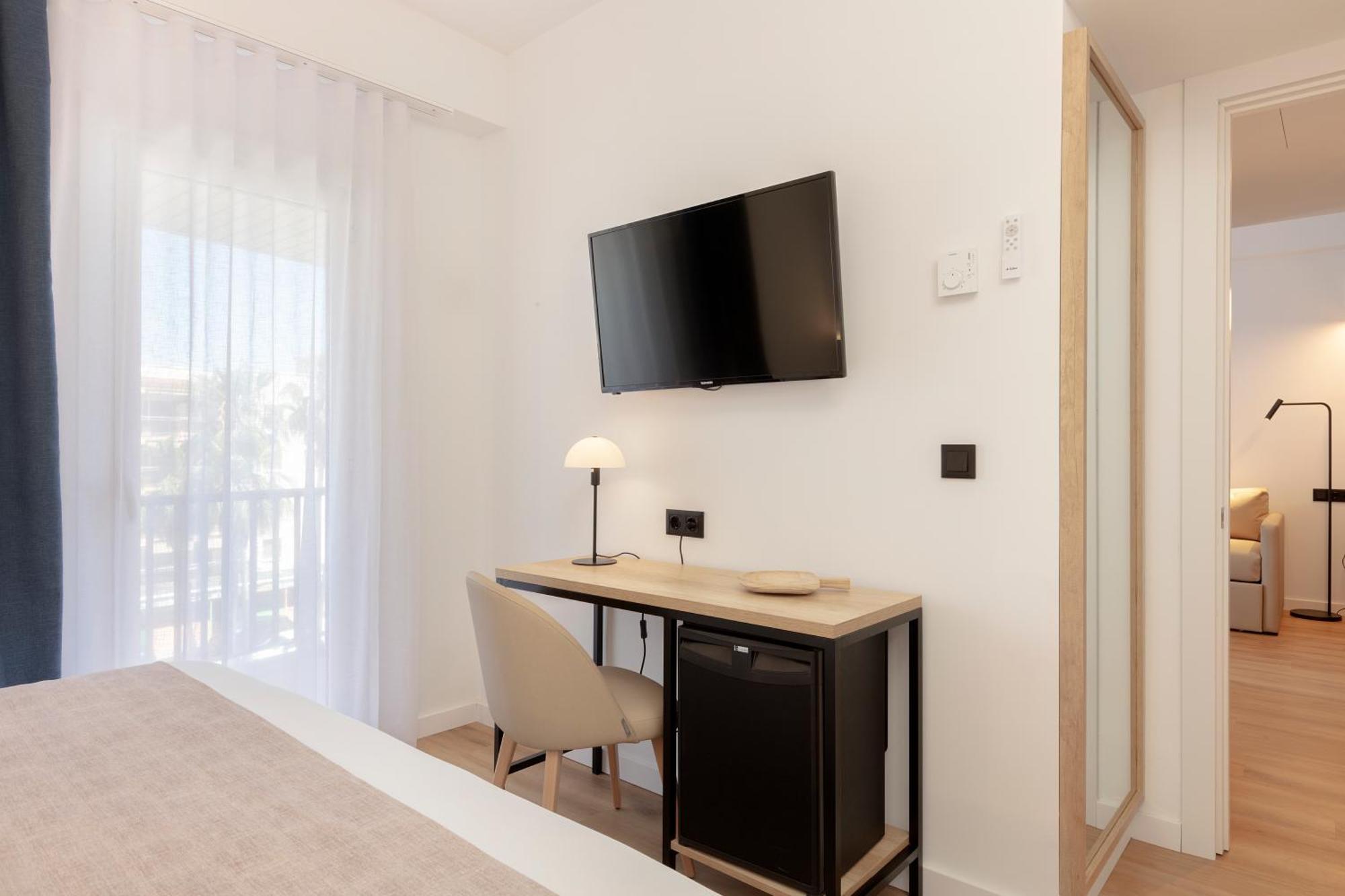 Hotel Rovira Cambrils Exterior photo