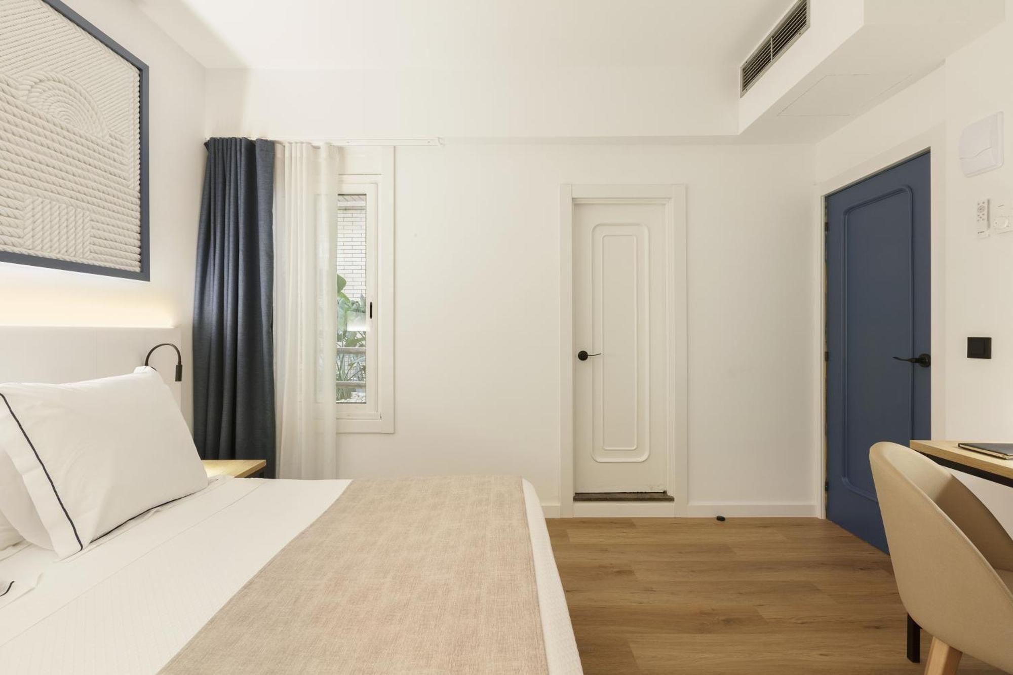 Hotel Rovira Cambrils Exterior photo